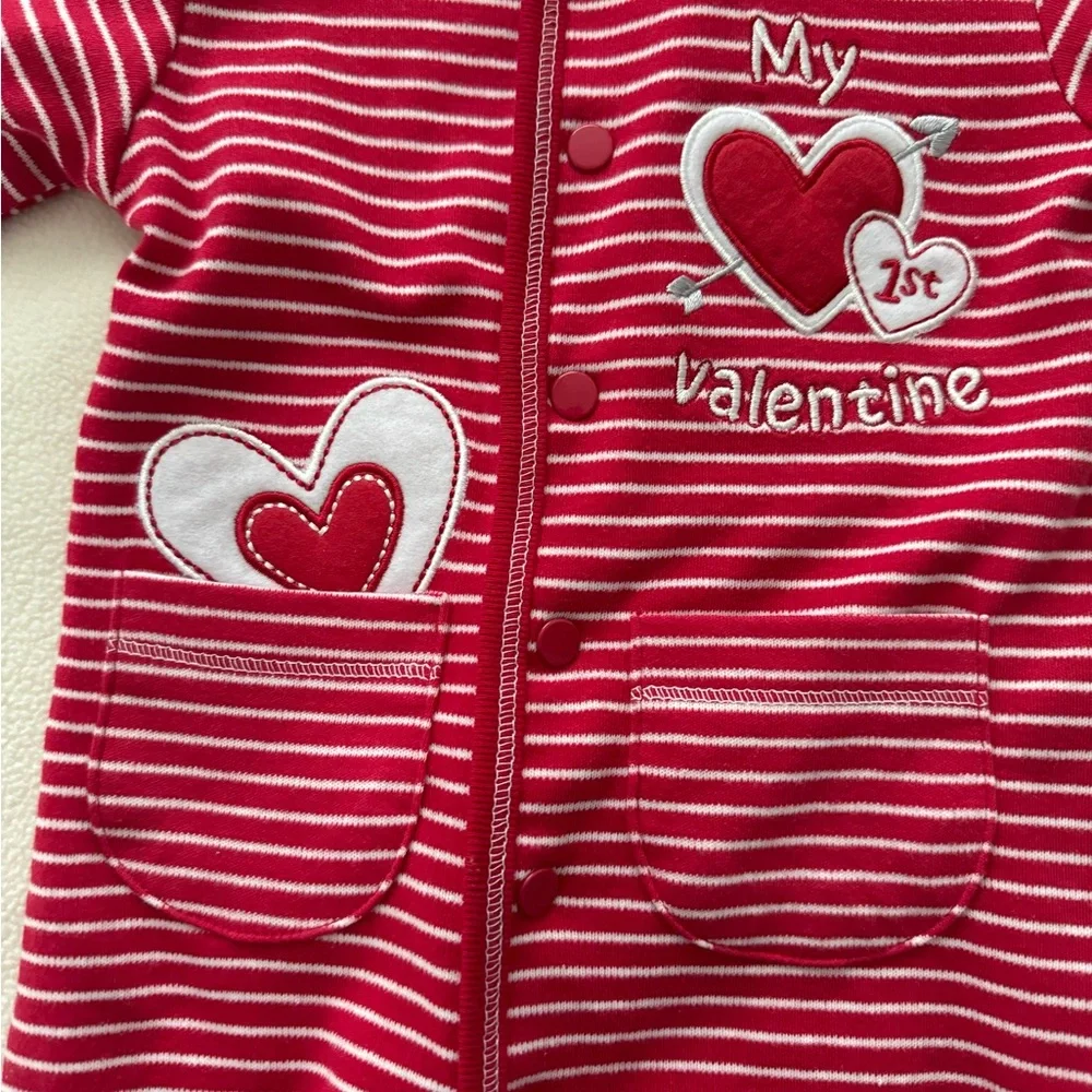 Vintage Carter's Baby Valentine's Day Set w/Hat Socks 0-3m Embroidered Heart